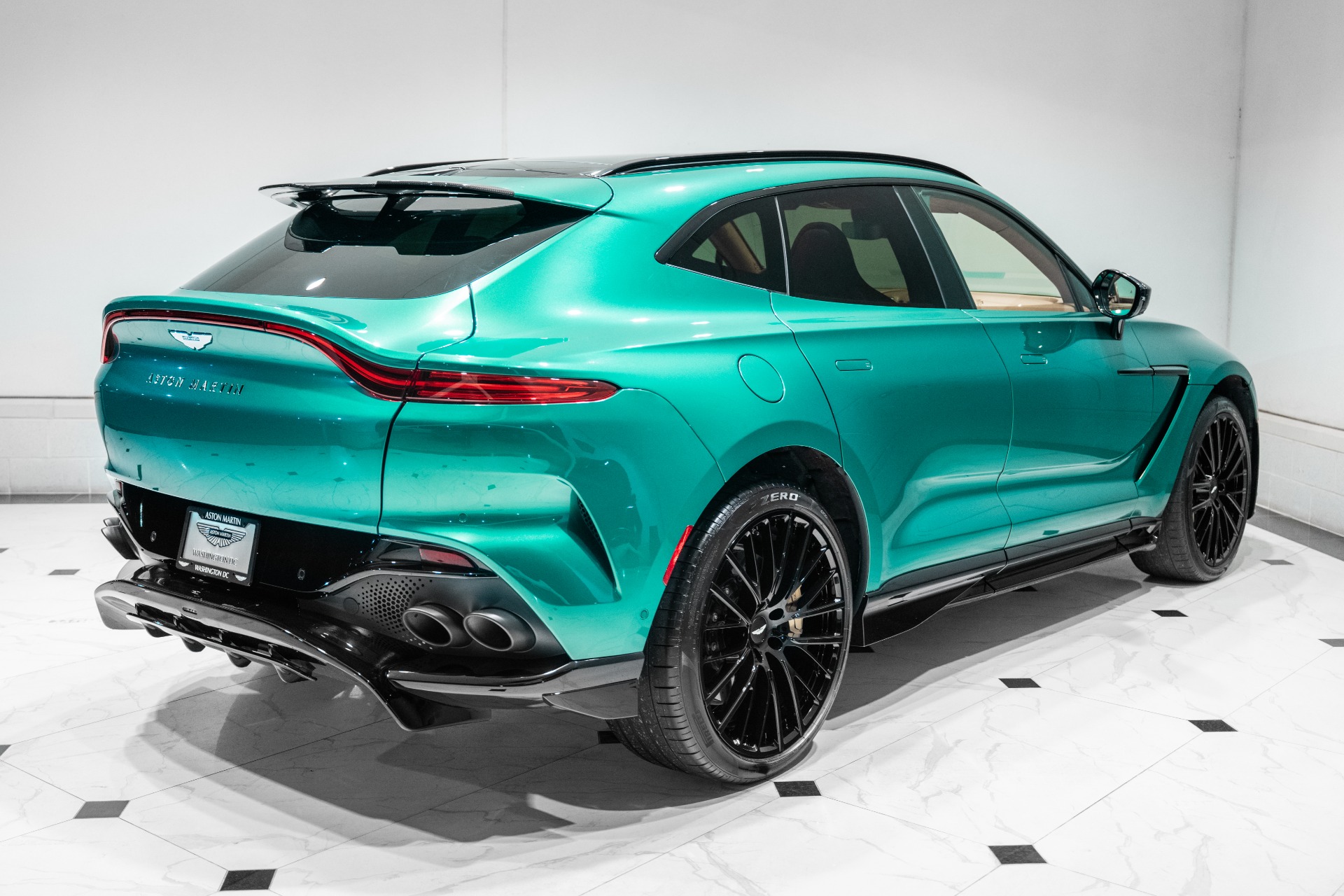2023 Aston Martin DBX 707 - Photo 55