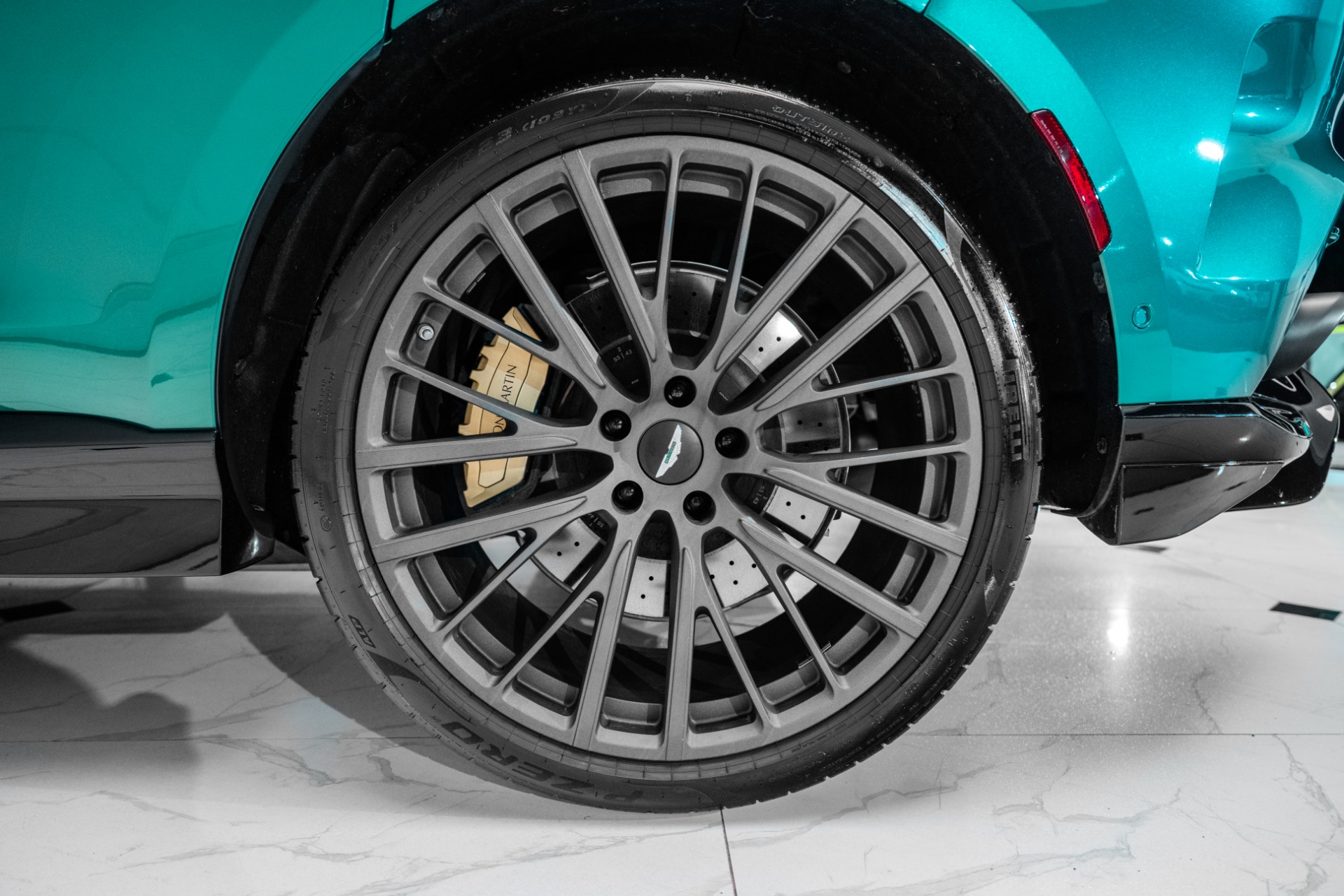 2023 Aston Martin DBX DBX707 photo 48
