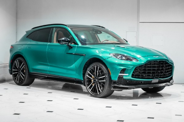 2023 Aston Martin DBX 707's photo