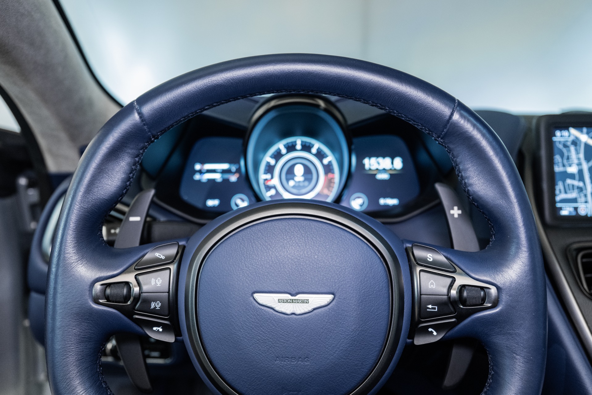 2020 Aston Martin DBS AM7 photo 10