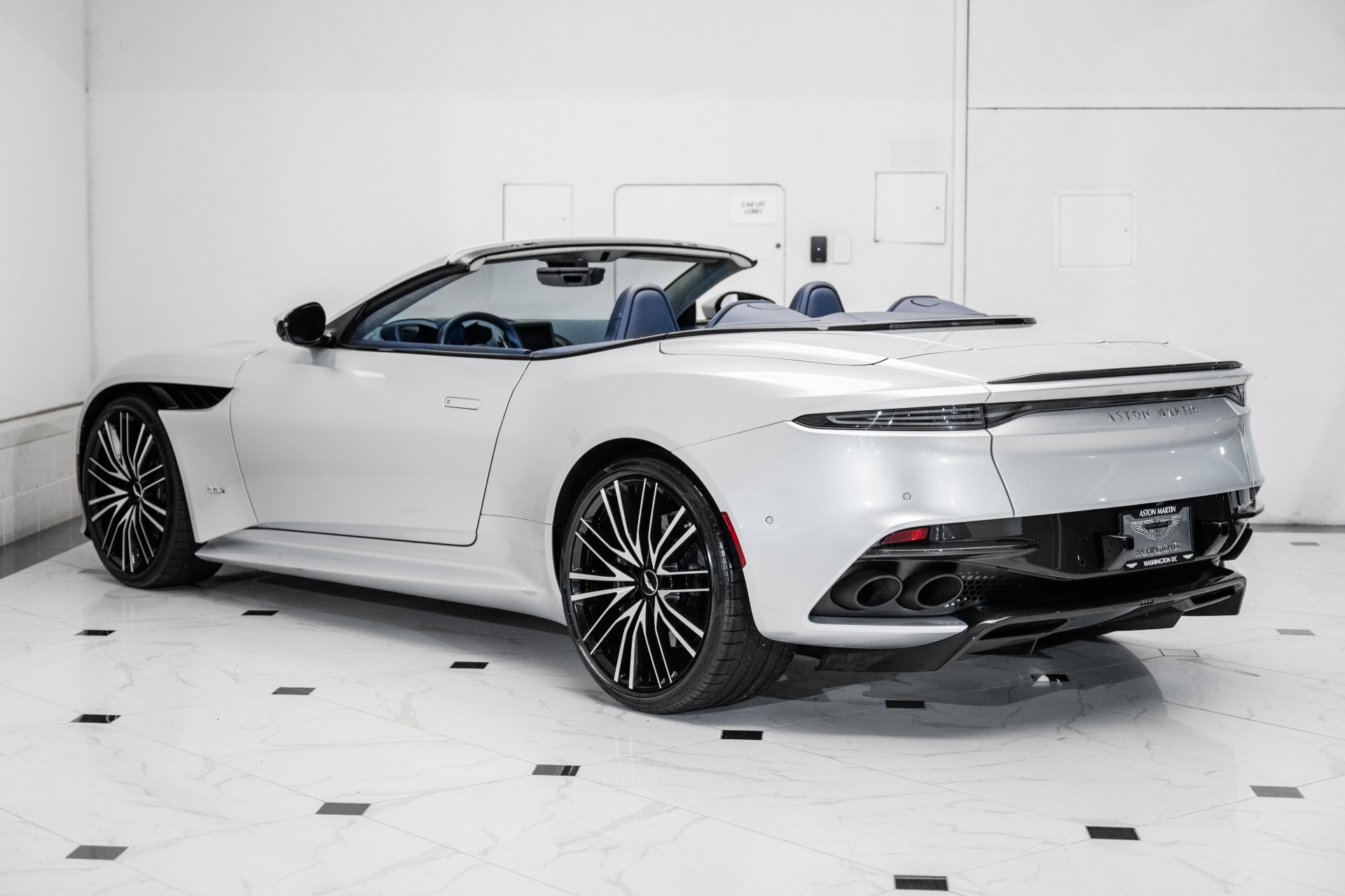 2020 Aston Martin DBS AM7 photo 2