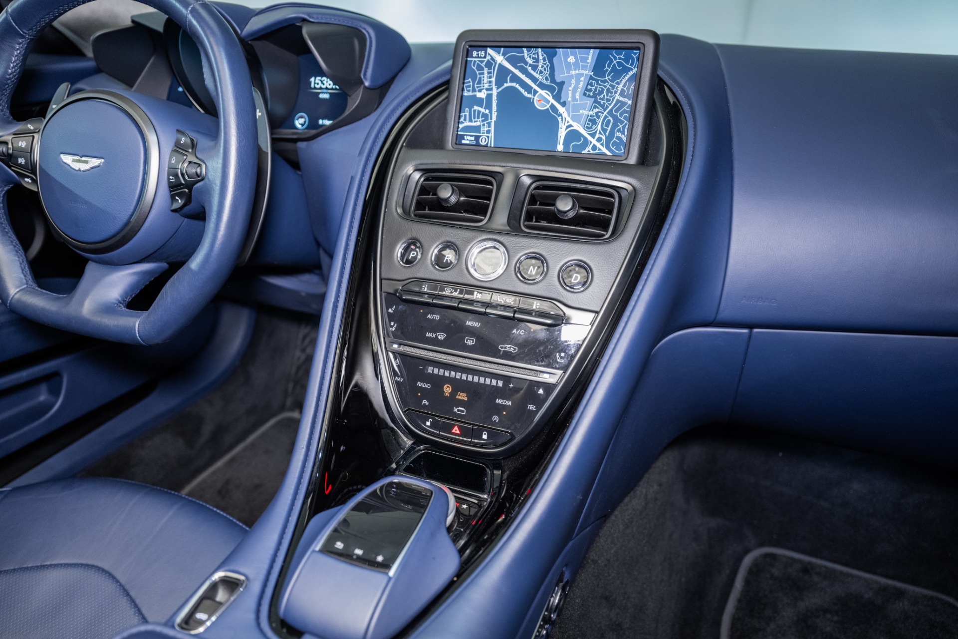 2020 Aston Martin DBS AM7 photo 21