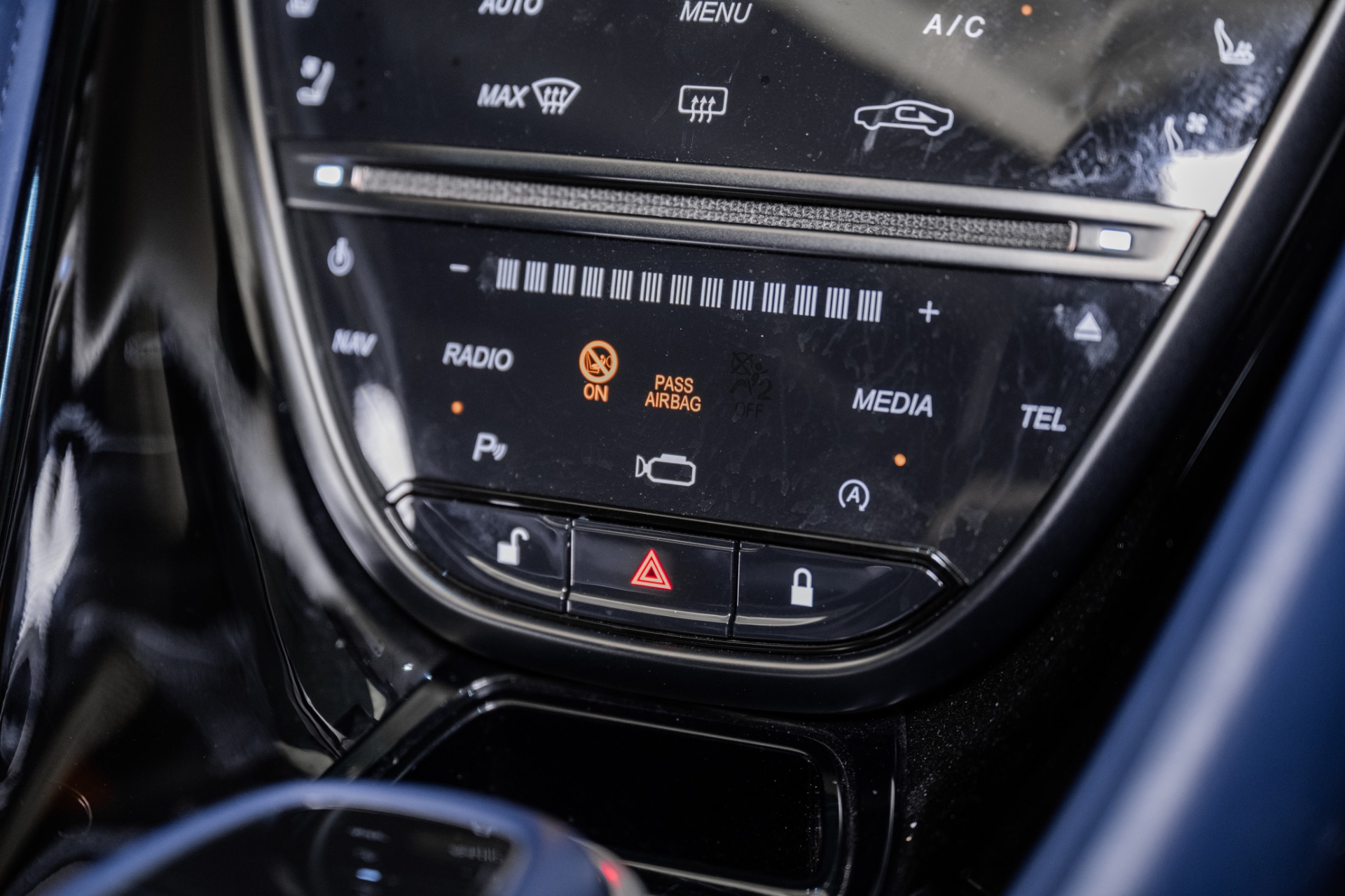 2020 Aston Martin DBS AM7 photo 31