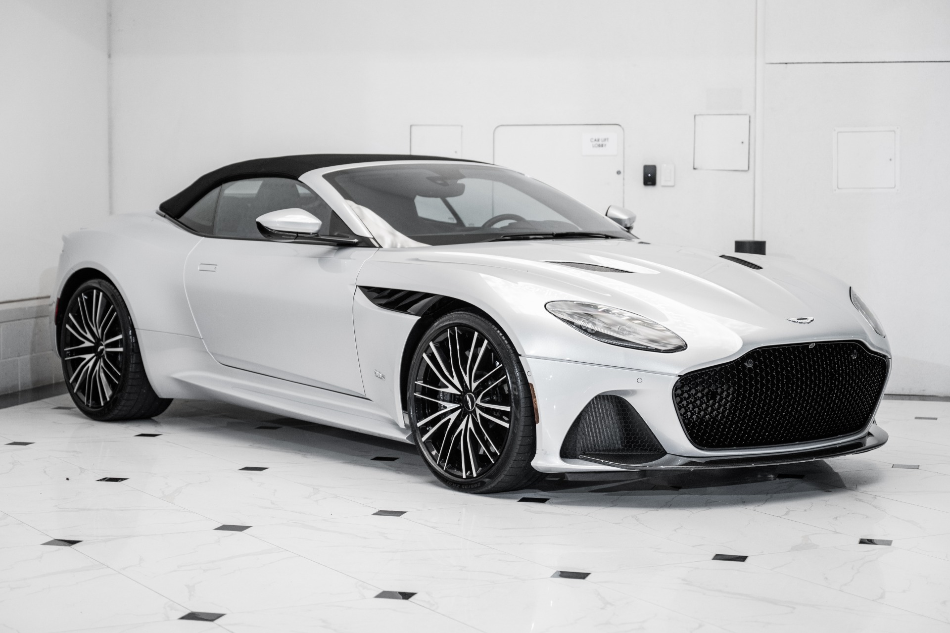 2020 Aston Martin DBS AM7 photo 48