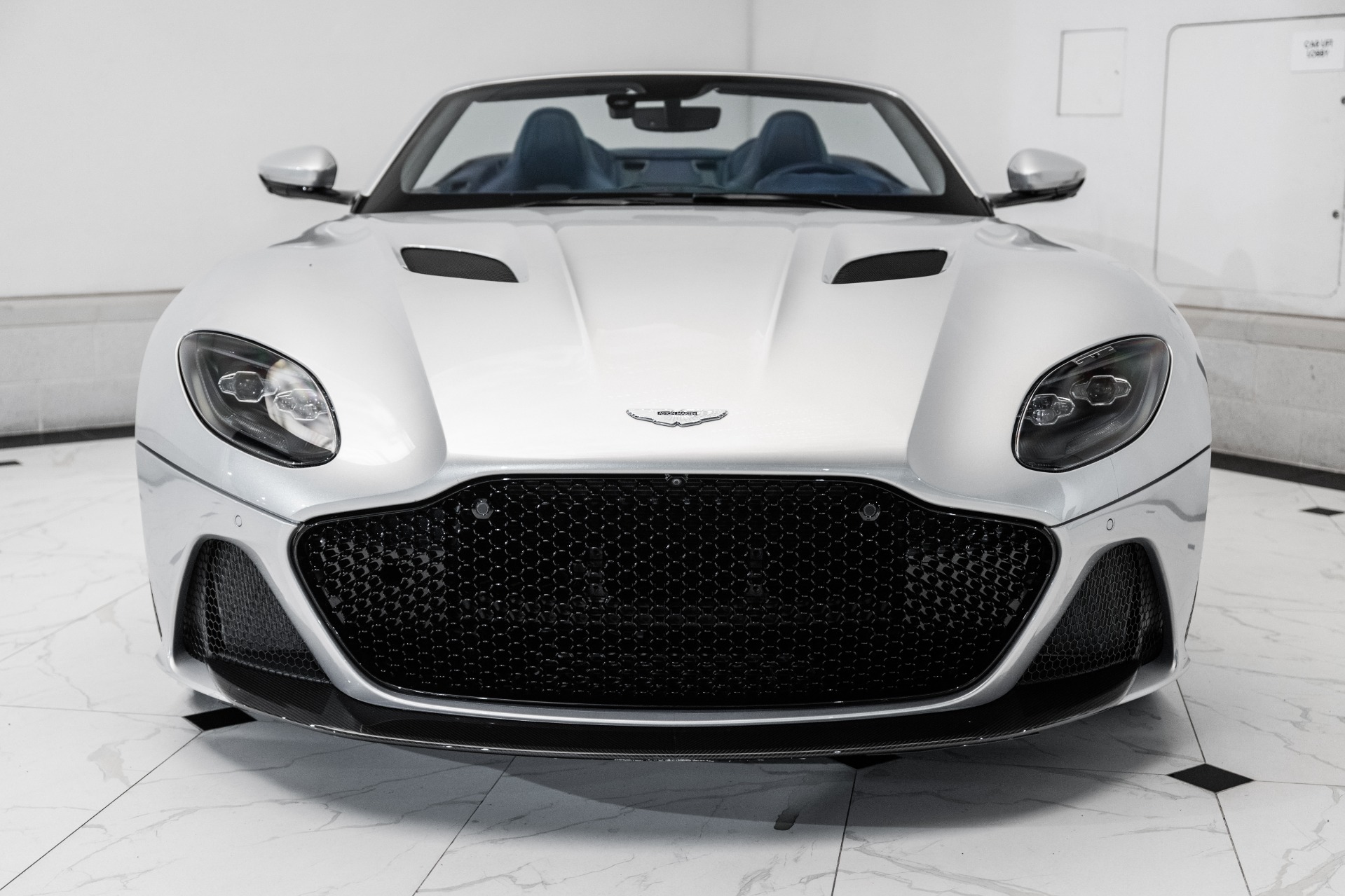 2020 Aston Martin DBS AM7 photo 6