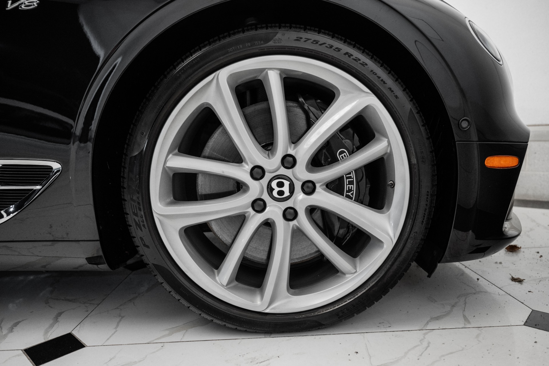 2022 Bentley Continental GT V8 photo 17