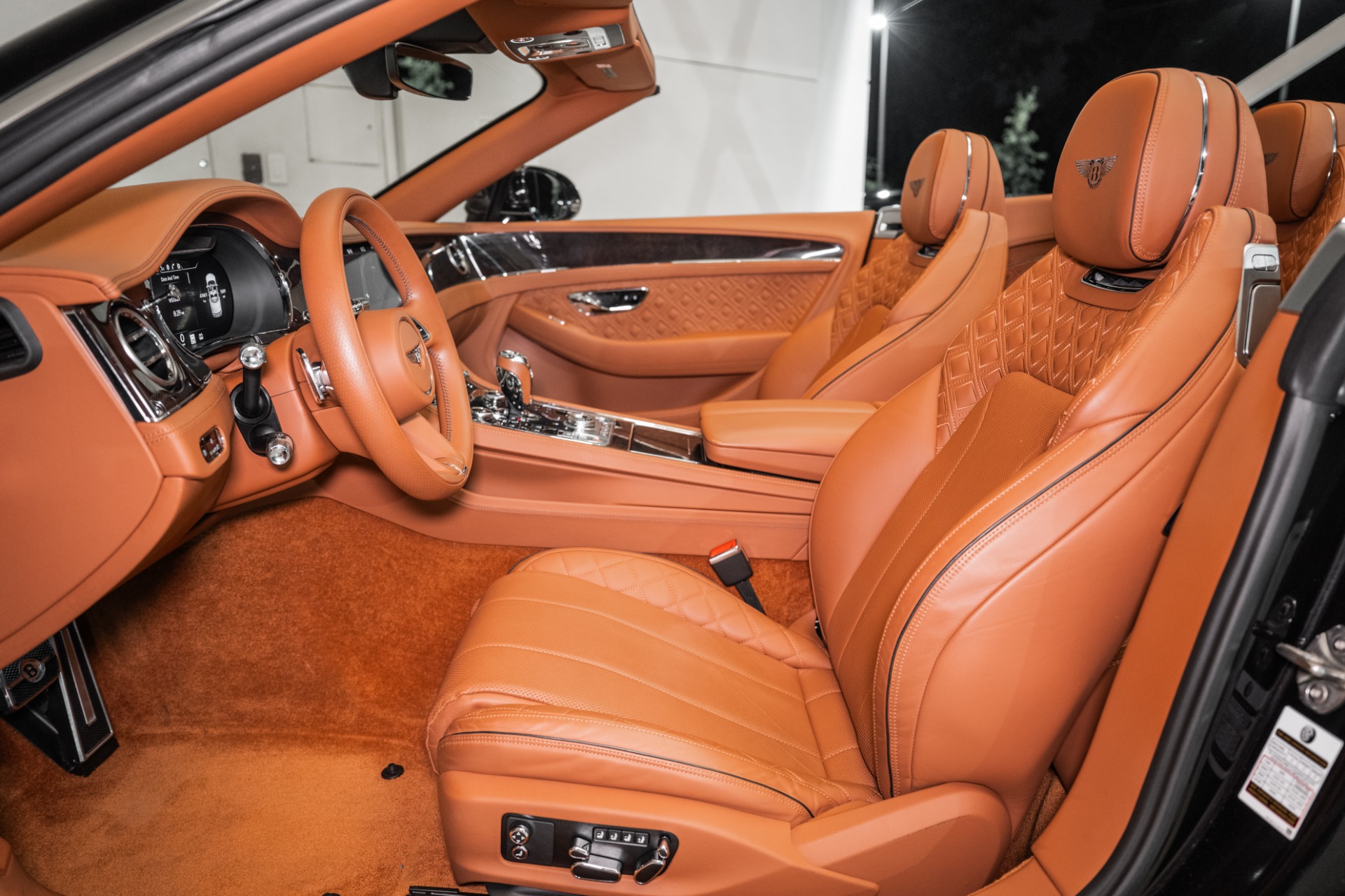 2022 Bentley Continental GT V8 photo 18