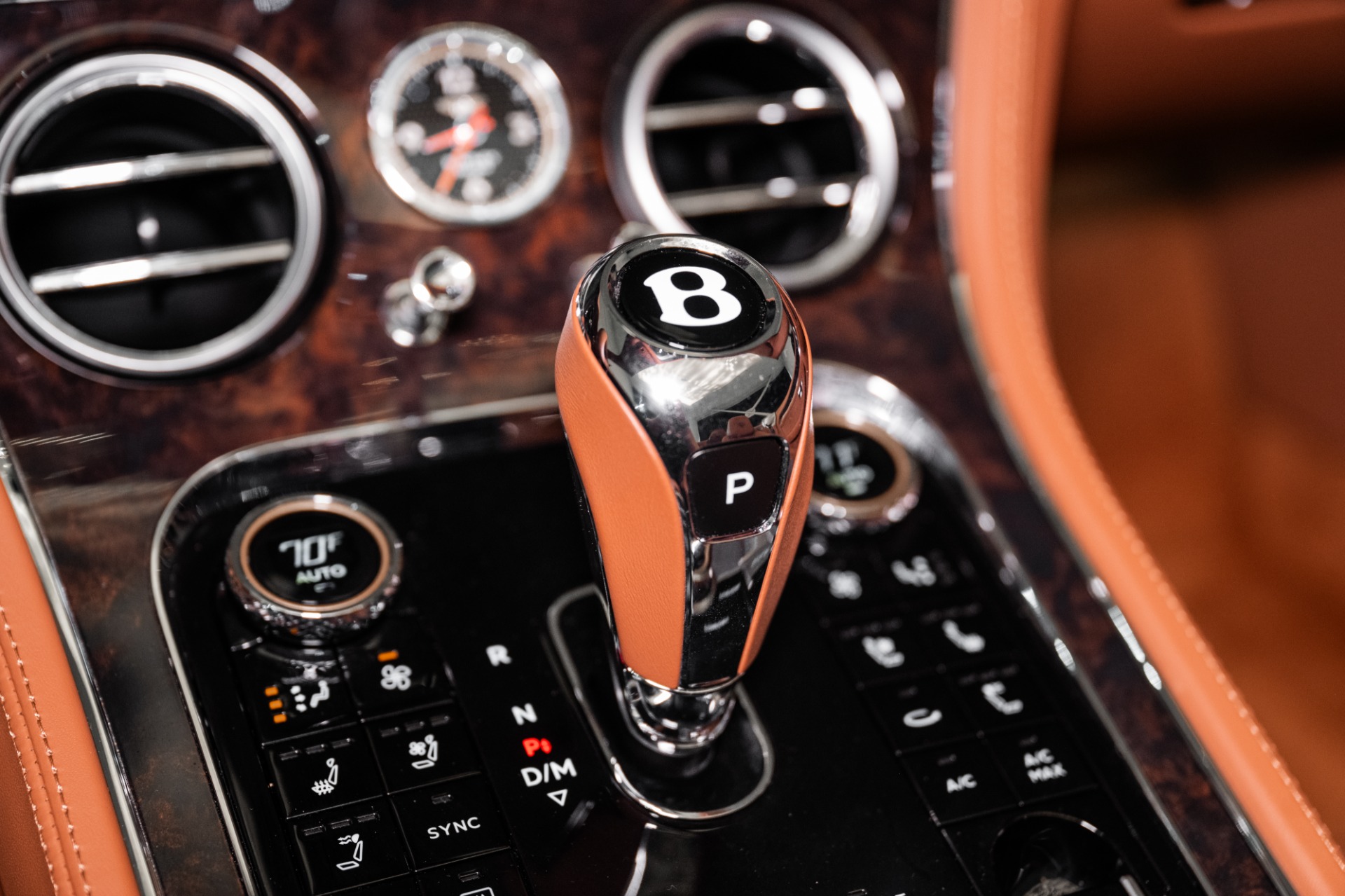 2022 Bentley Continental GT V8 photo 34