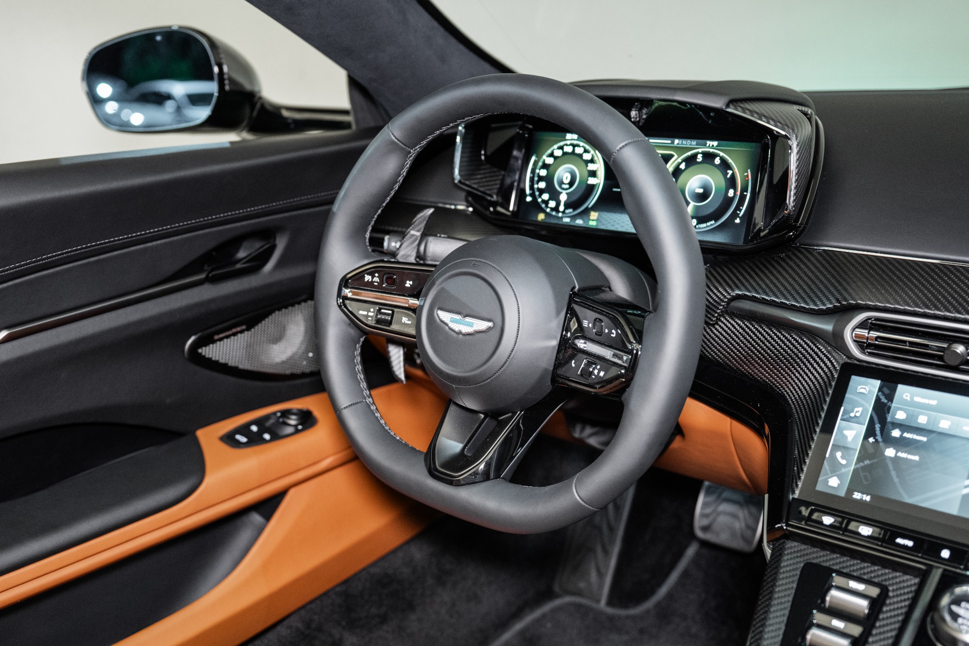 2026 Aston Martin Vantage Roadster photo 17