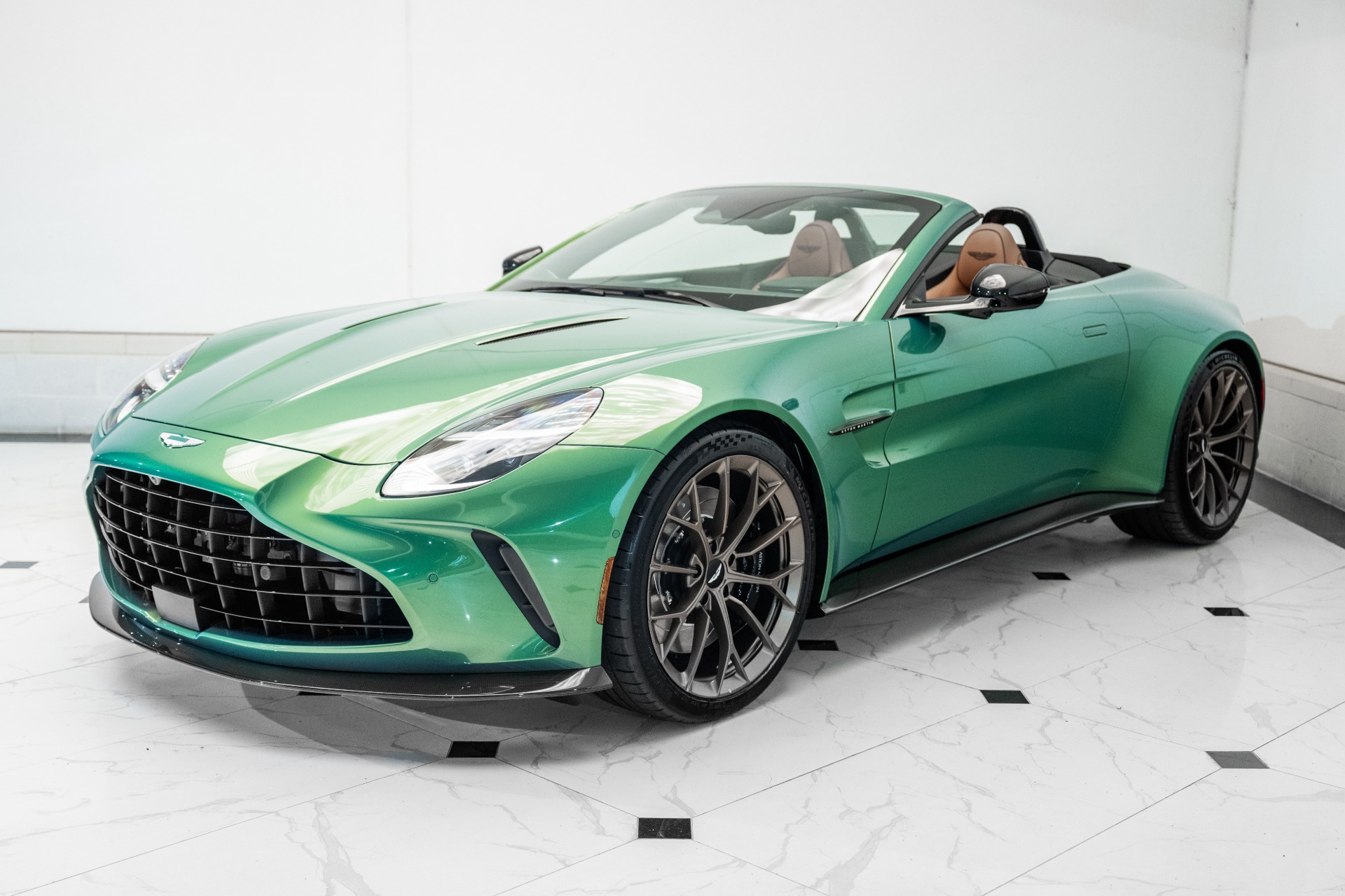 2026 Aston Martin Vantage Roadster photo 35