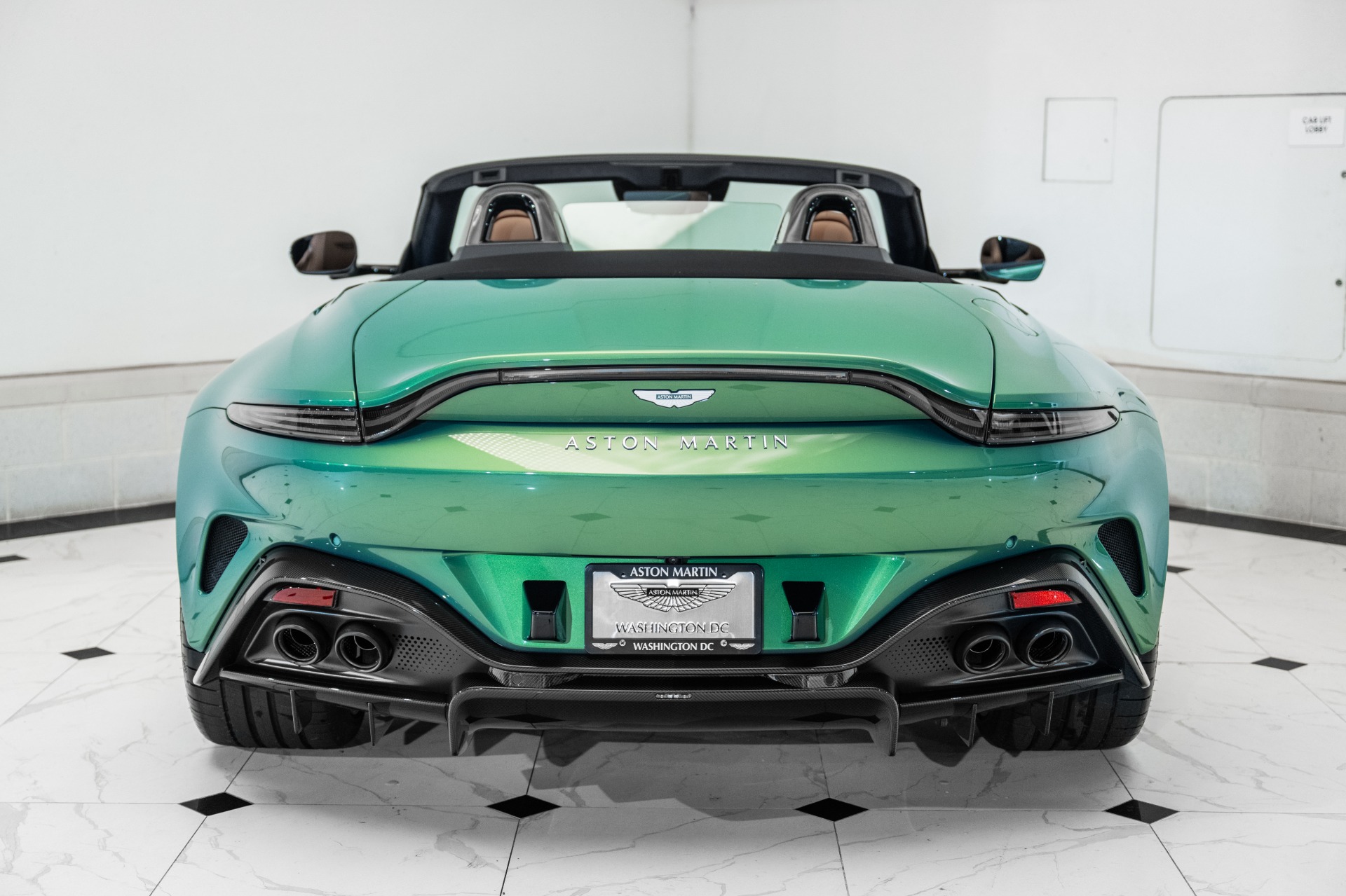 2026 Aston Martin Vantage Roadster photo 37