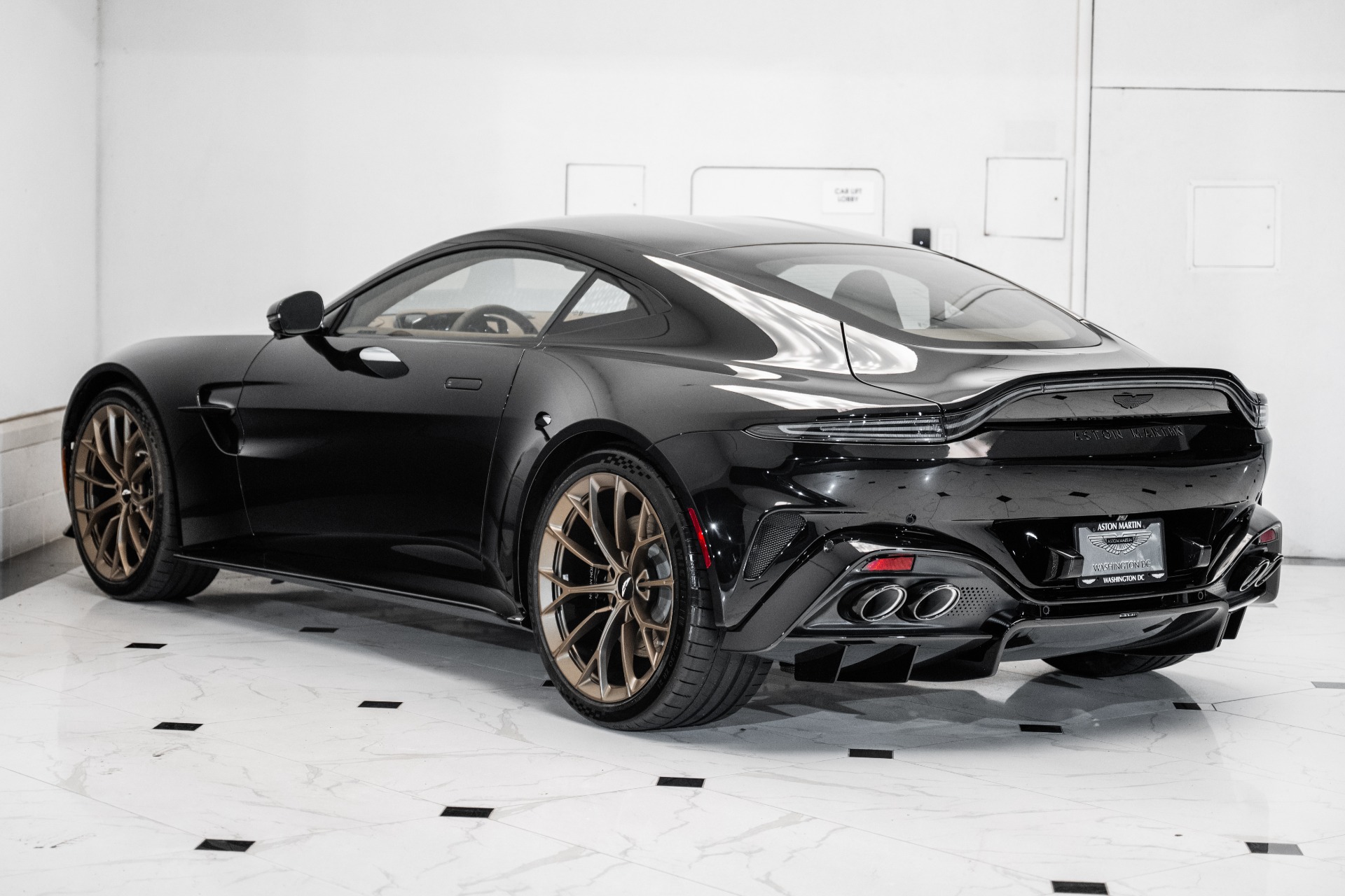 2026 Aston Martin Vantage AM6 photo 2