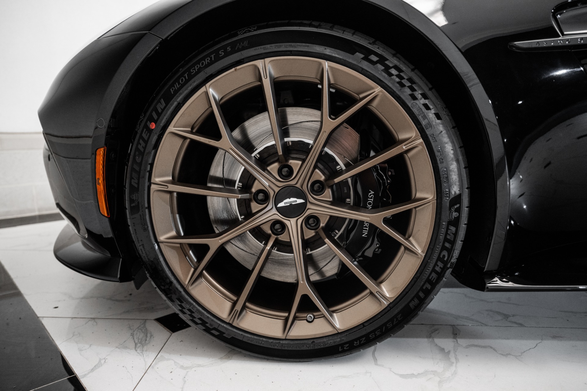 2026 Aston Martin Vantage AM6 photo 4