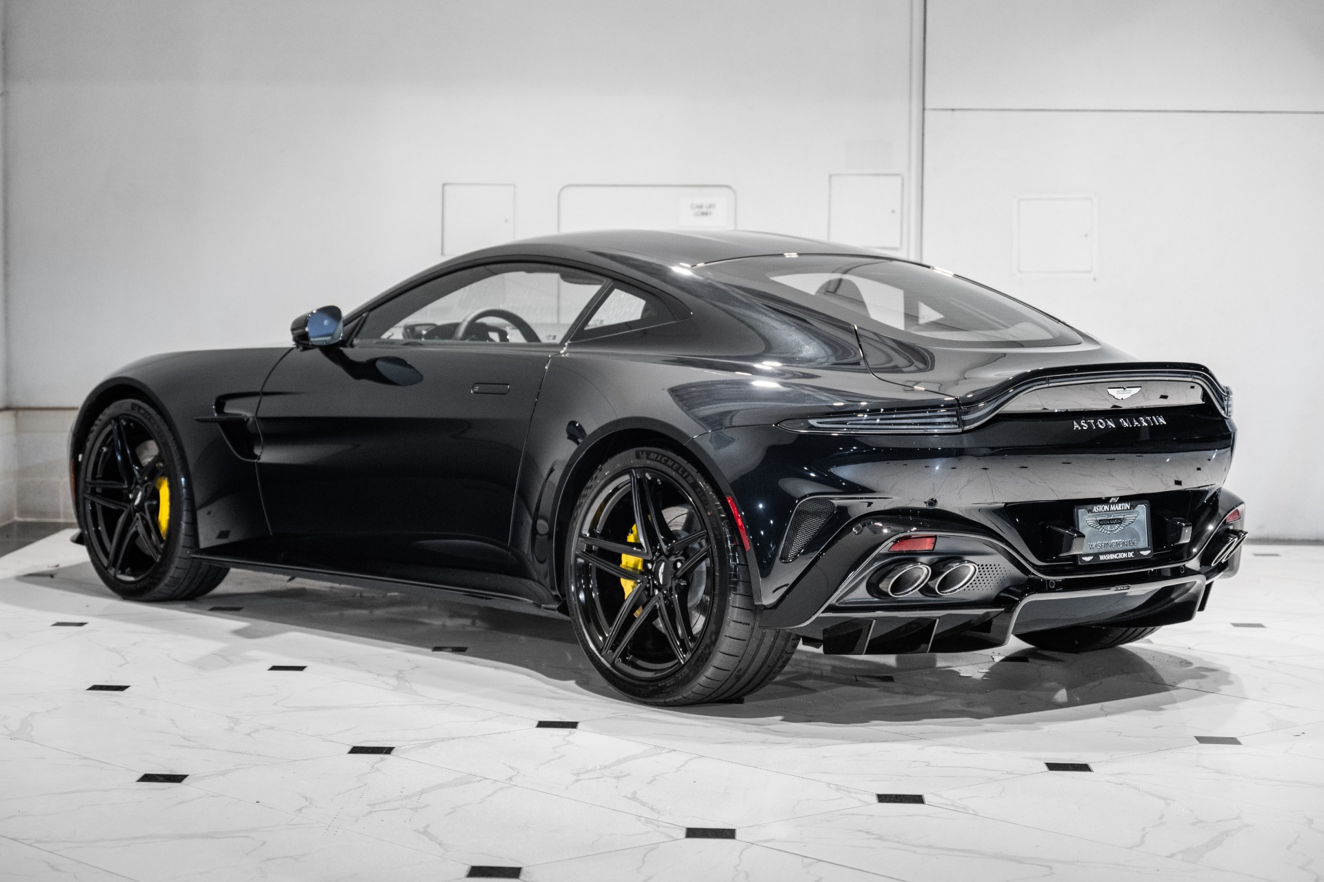 2026 Aston Martin Vantage AM6 photo 2