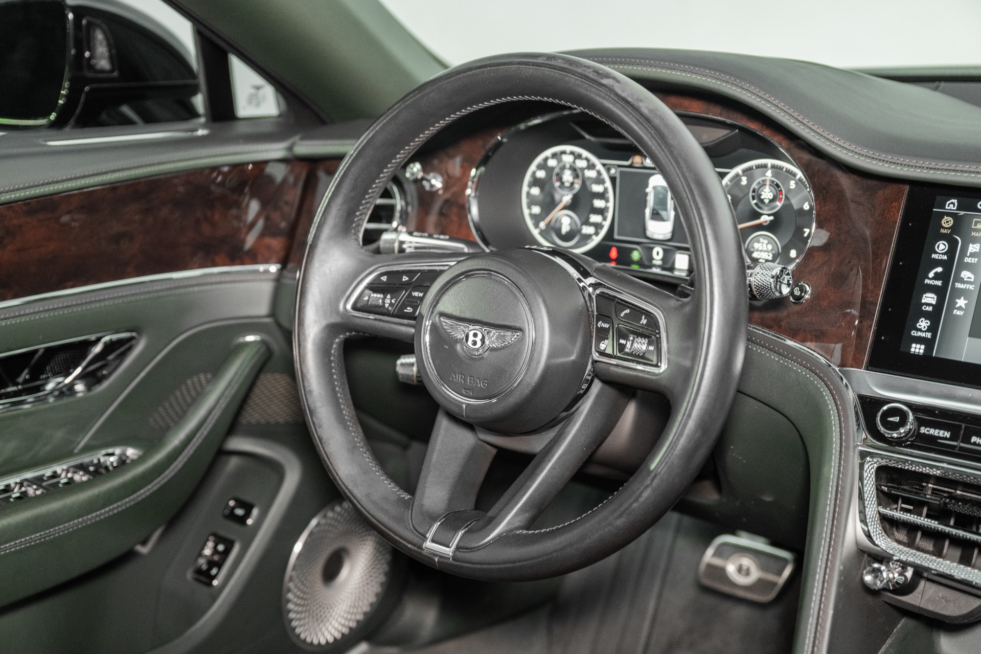 2022 Bentley Flying Spur Base - Photo 31