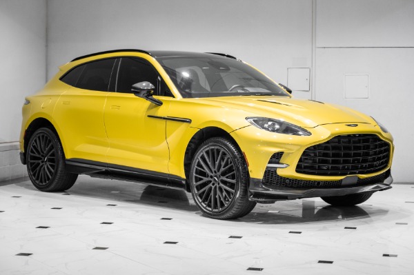 2025 Aston Martin DBX 707's photo