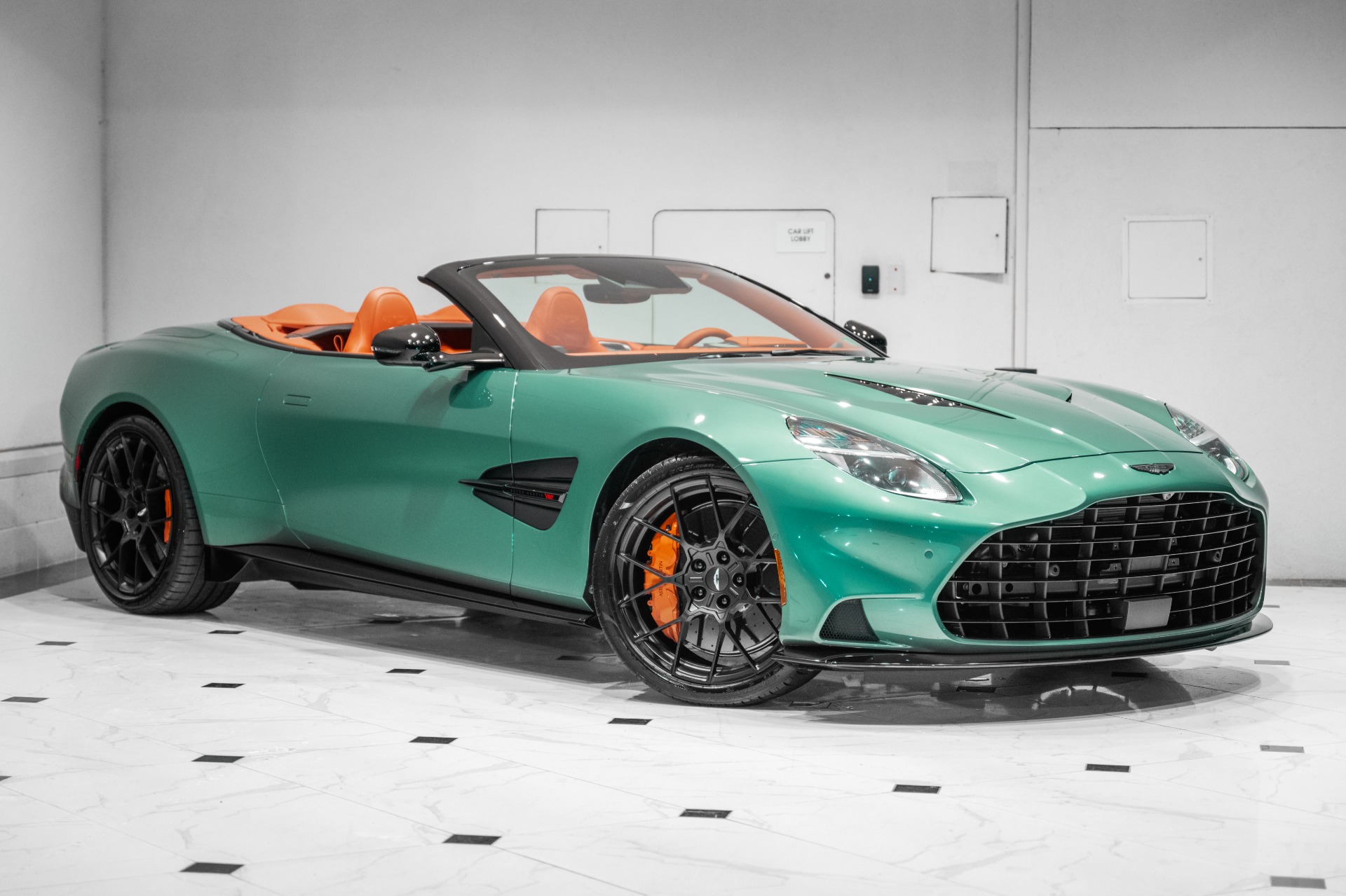 New 2026 Aston Martin Vanquish Volante For Sale ($616,795