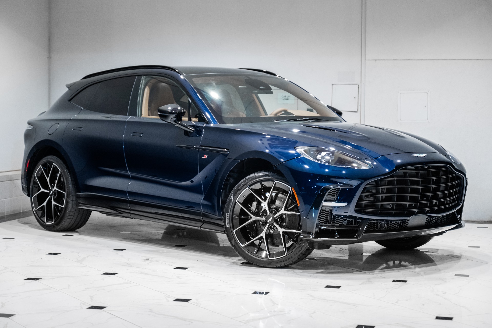 New-2026-Aston-Martin-DBX-S-