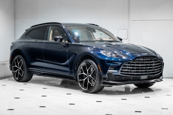 2026 Aston Martin DBX 707's photo
