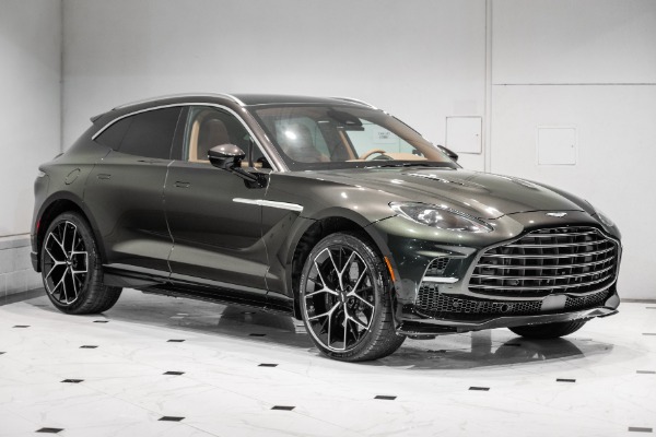2026 Aston Martin DBX 707's photo