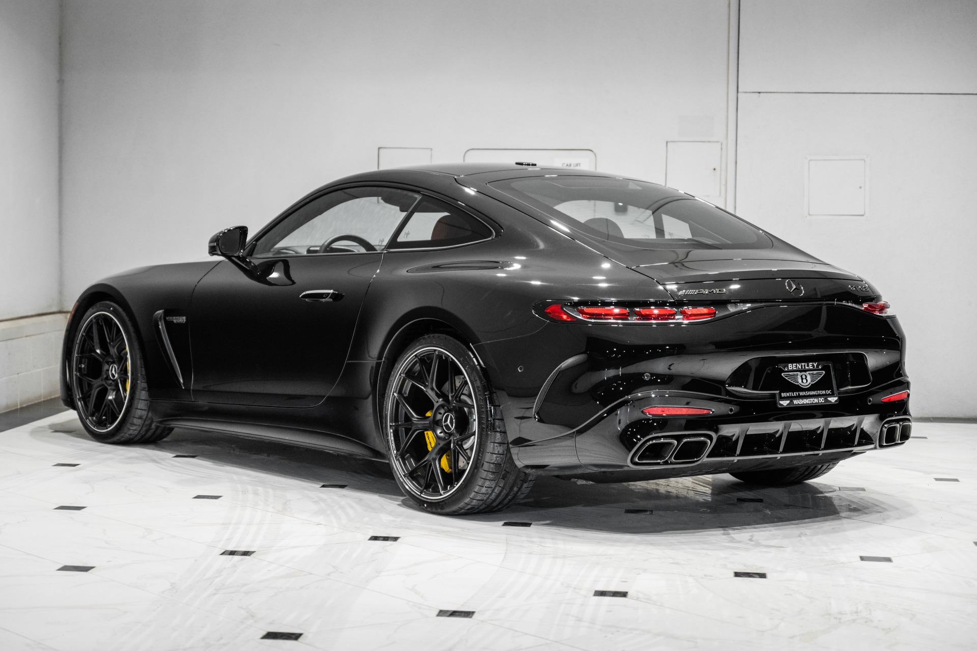 純正品2025年メルセデスベンツGT63Sリアバンパーマットブラックカーボン Used 2025 Mercedes-Benz AMG GT 63 For Sale | Exclusive Automotive