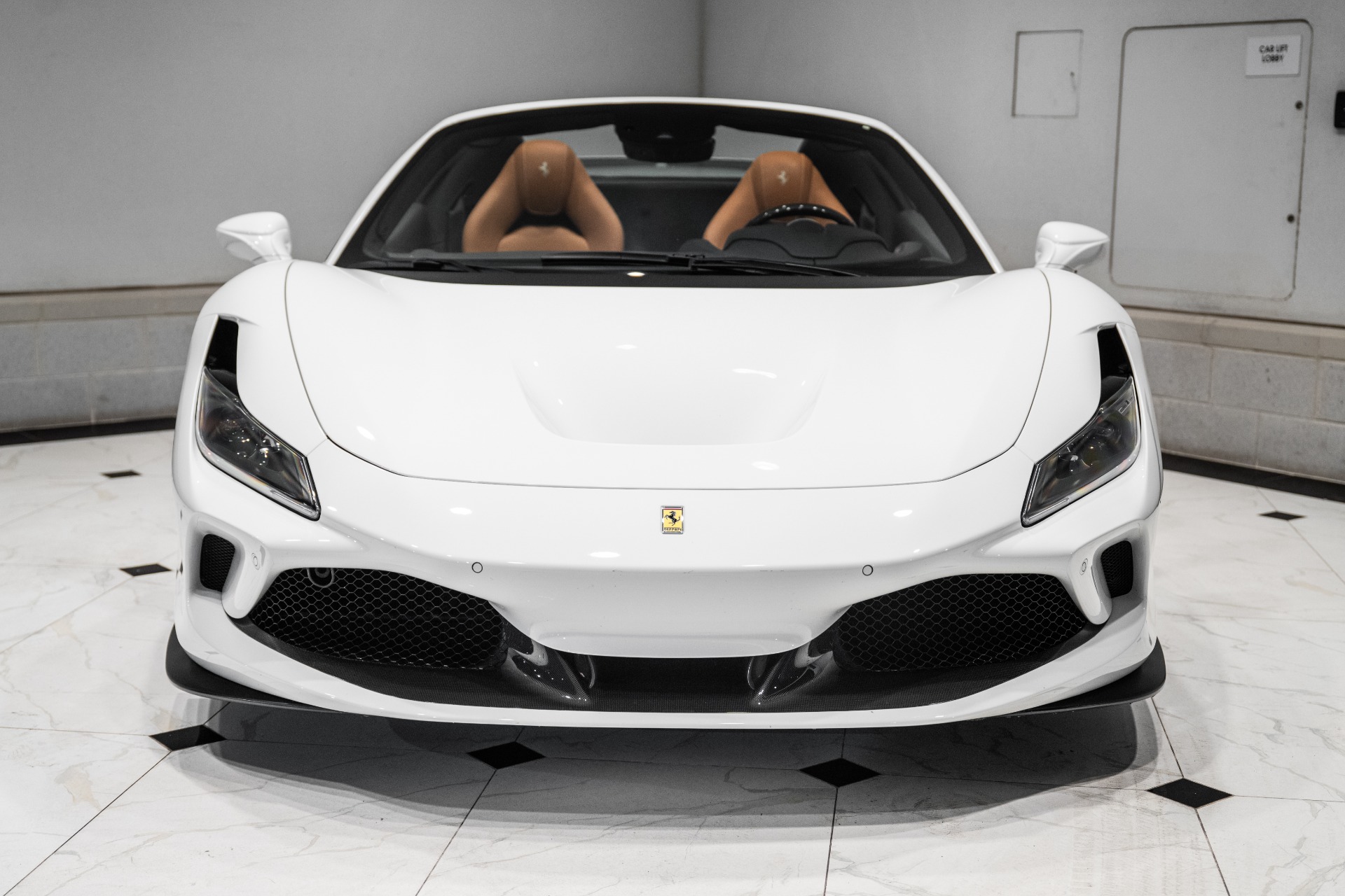 2023 Ferrari F8 Base