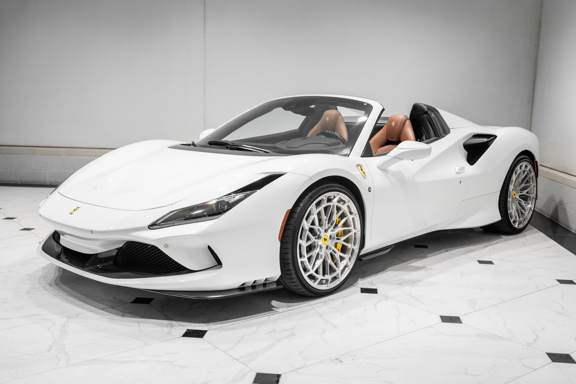 2023 Ferrari F8 Base