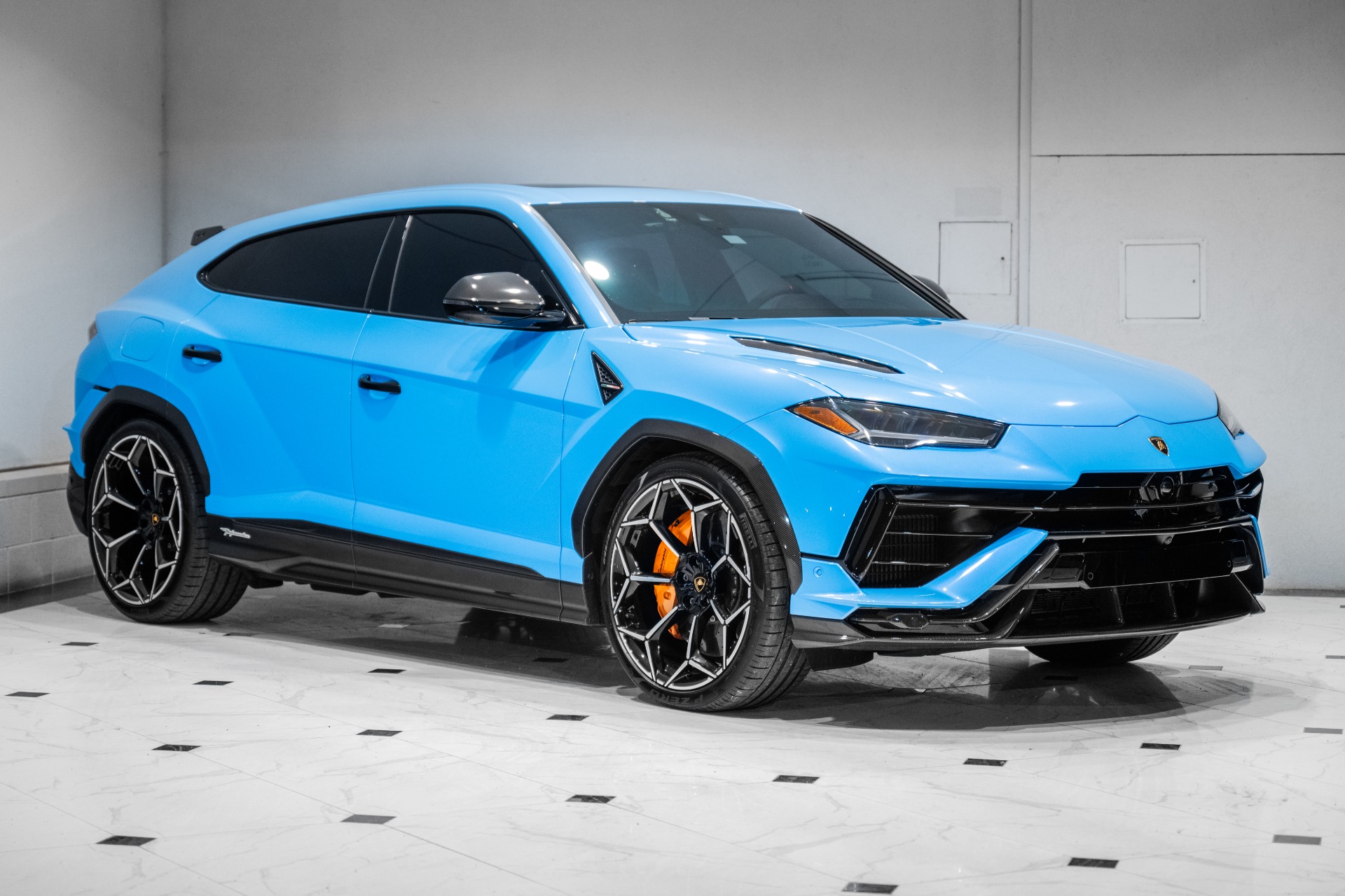 Used-2024-Lamborghini-Urus-