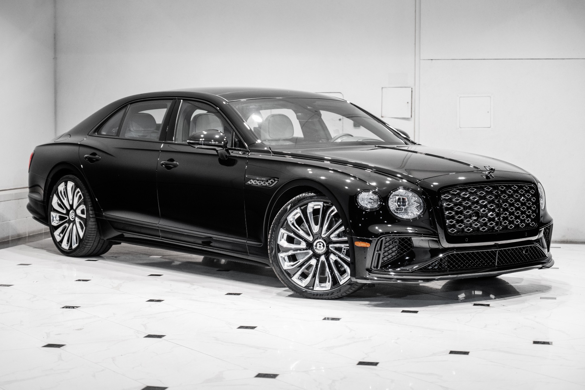 2026 Bentley Flying Spur Speed's photo