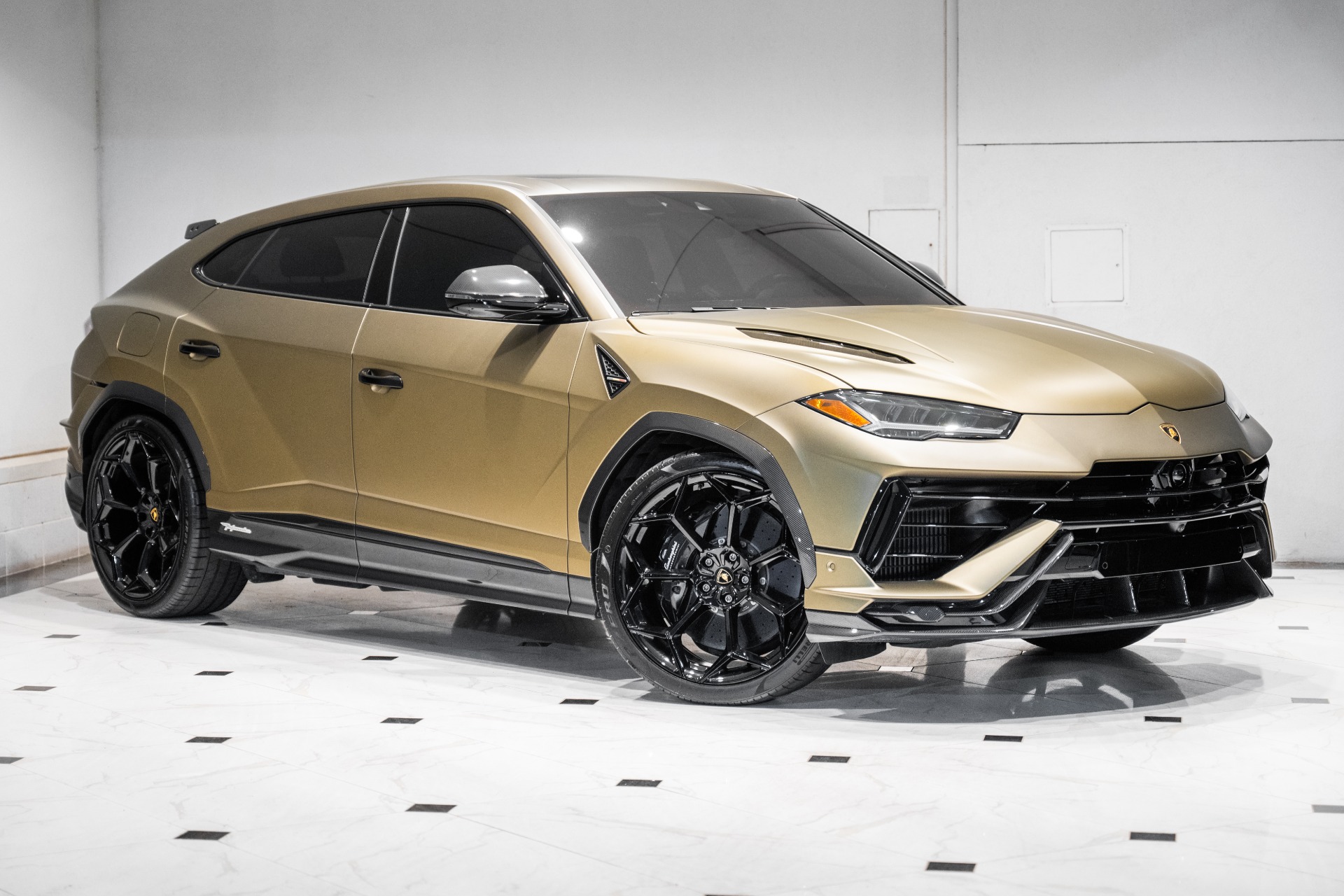 2024 Lamborghini Urus 4.0 V8 Performante's photo