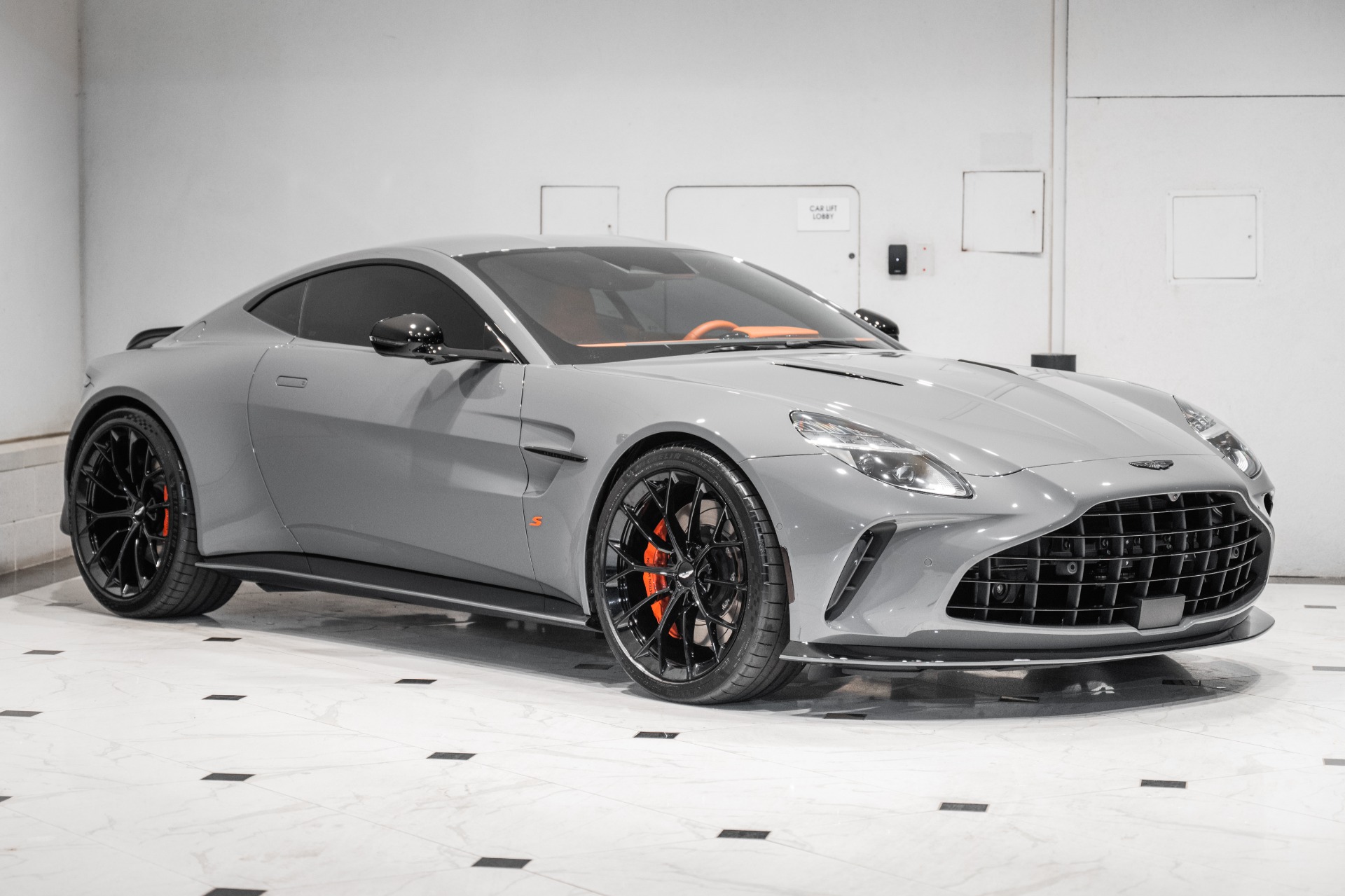 2026 Aston Martin Vantage 4.0 V8's photo