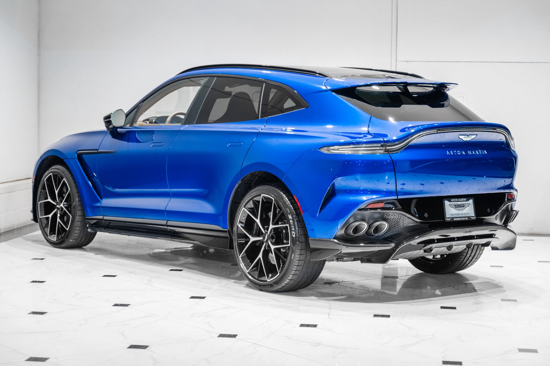 2026 Aston Martin DBX 707